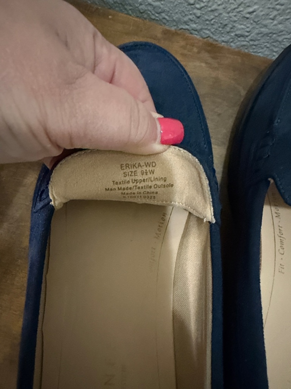 Journey Classic Navy Suede Slip-On Loafers for Women 9.5 W - Picture 6 of 7